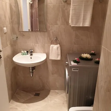 Private Green Life Beach Апартамент *